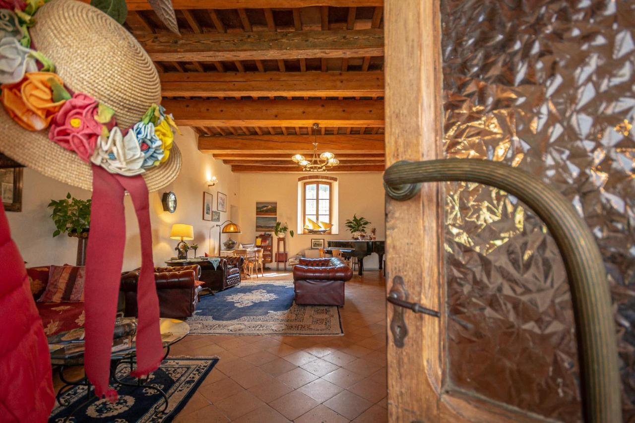 Agriturismo Casa Montecucco Giuncarico Bagian luar foto
