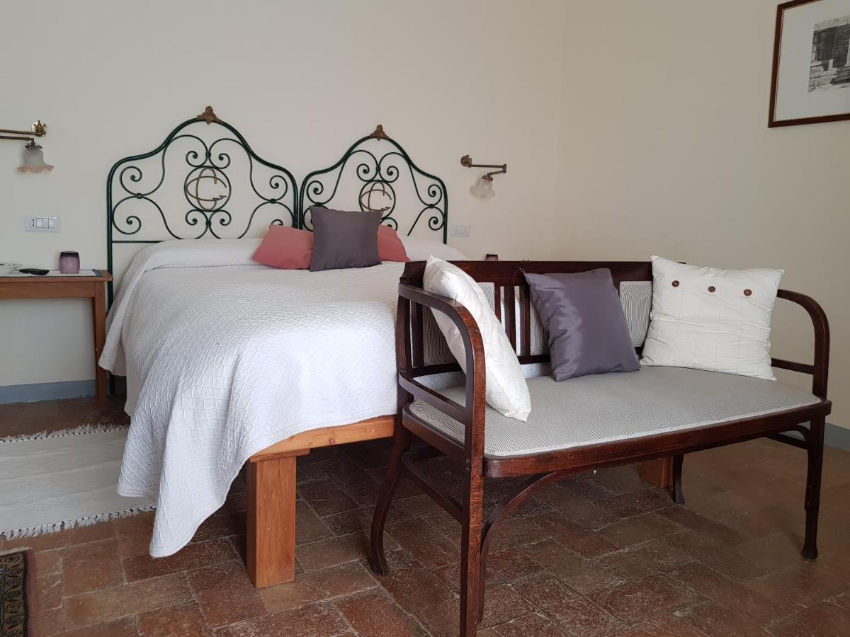 Agriturismo Casa Montecucco Giuncarico Bagian luar foto