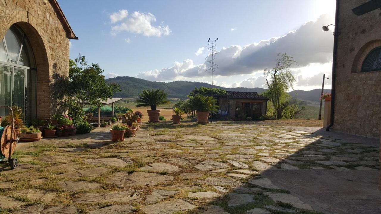 Agriturismo Casa Montecucco Giuncarico Bagian luar foto