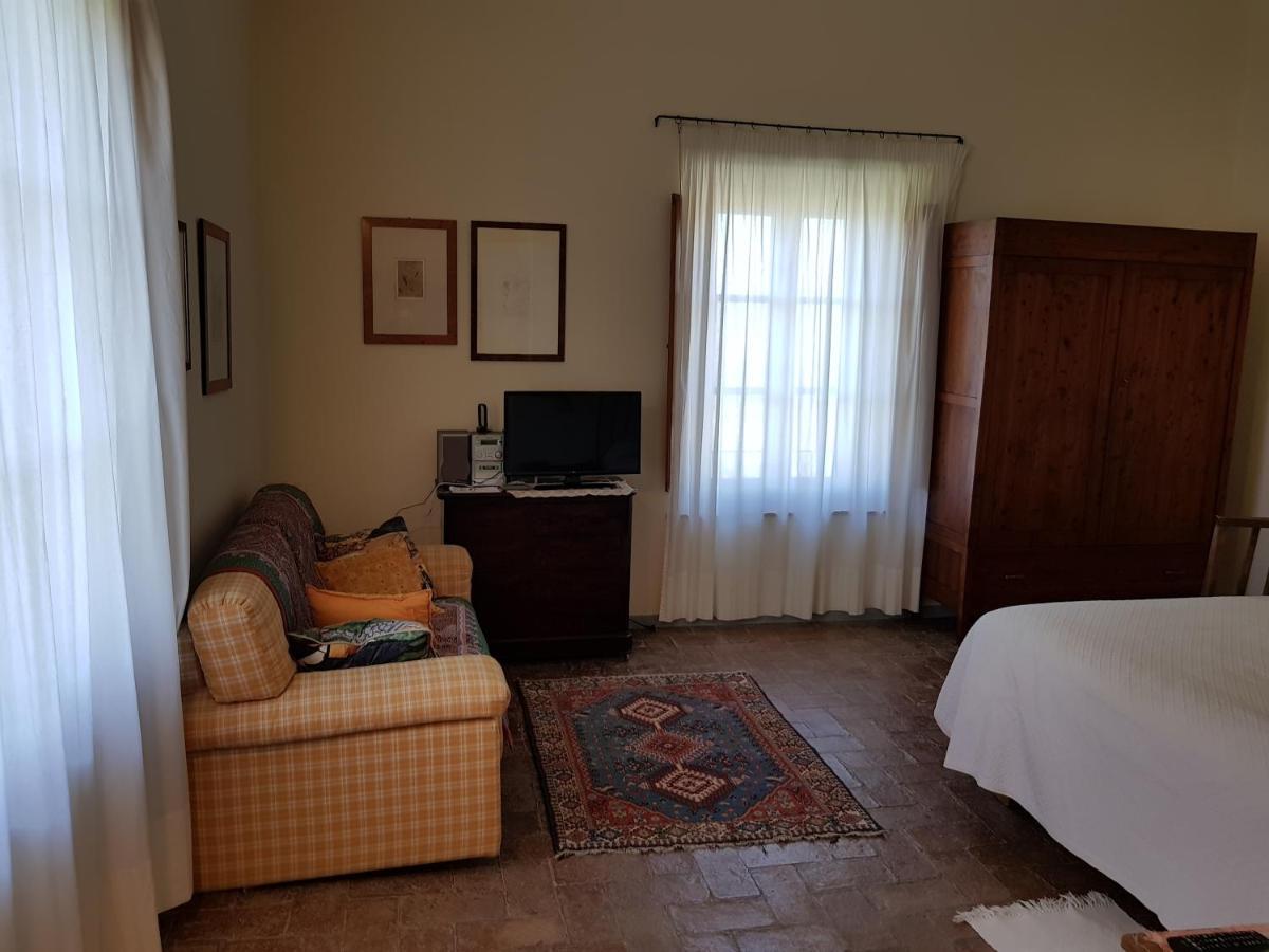 Agriturismo Casa Montecucco Giuncarico Bagian luar foto